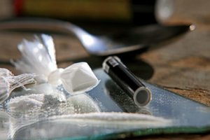 drug paraphernalia represents cocaine vs meth
